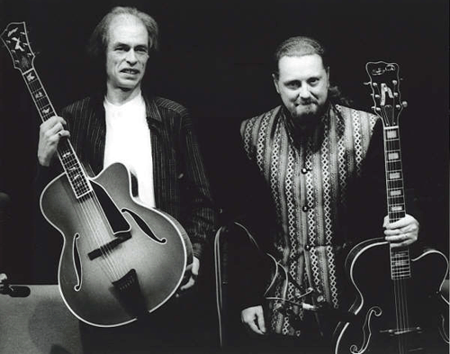 Steve Howe and Martin Taylor. Photo by Michael G. Stewart.